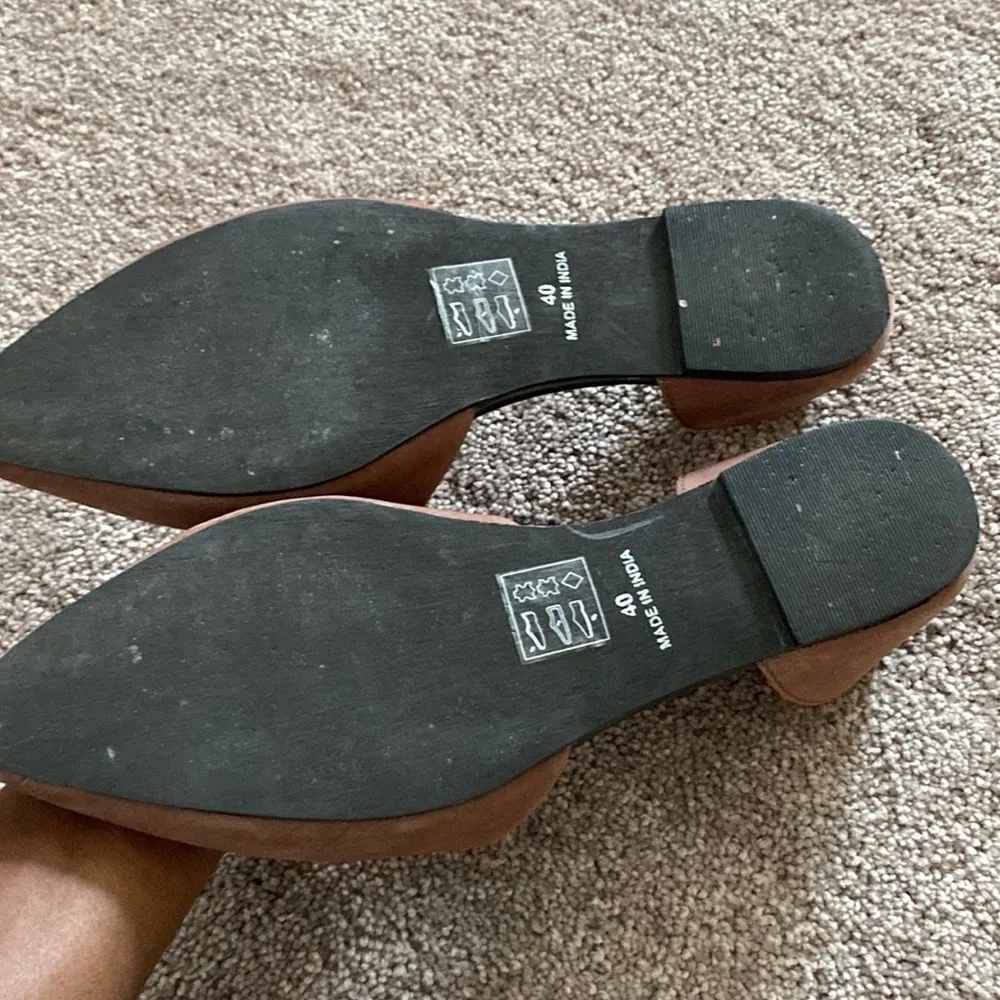 Free People Flats SIZE 40 - Image 3