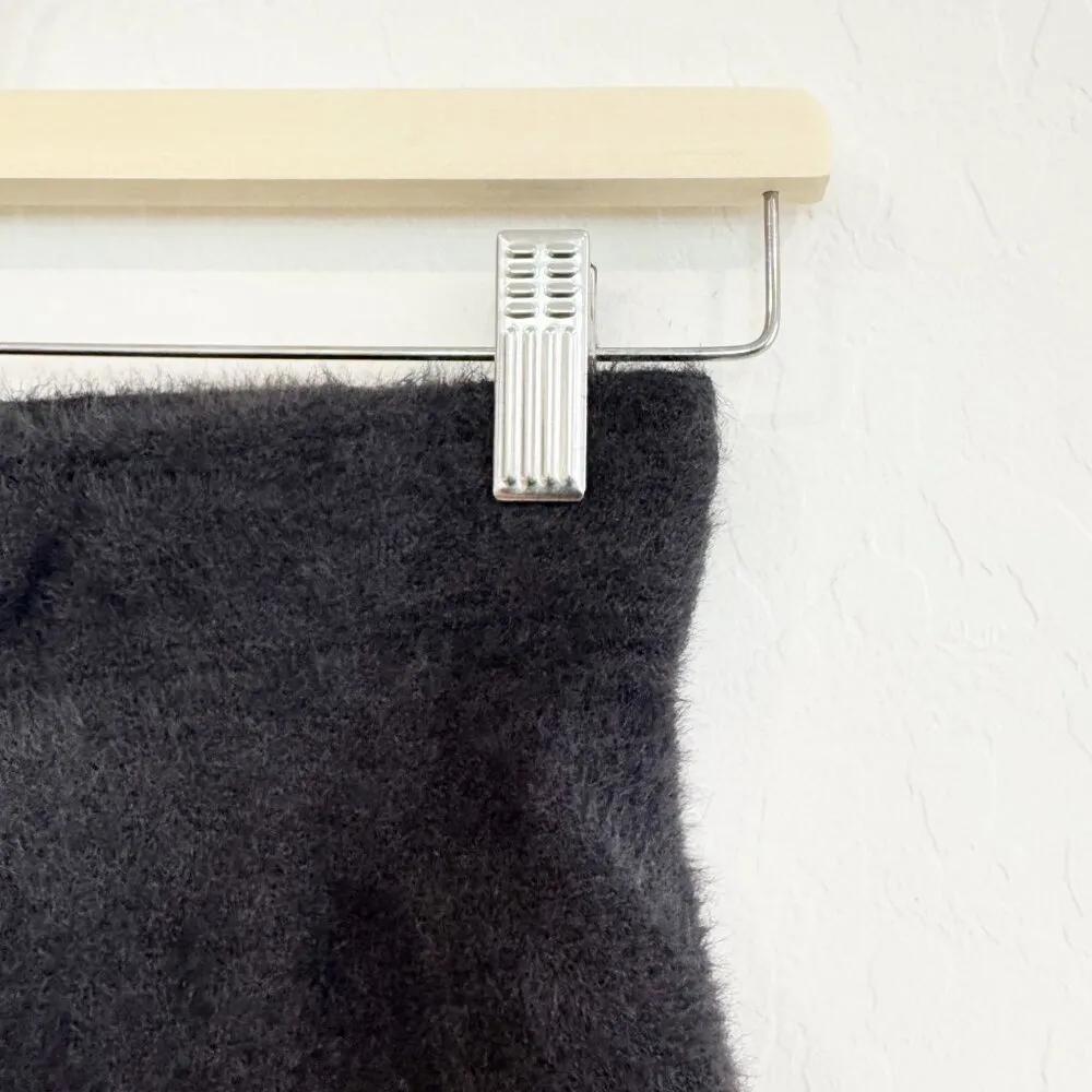 Whitney Simmons x Gymshark Eyelash Knit‎ Fuzzy Lounge Bike Shorts Size Small - Image 4