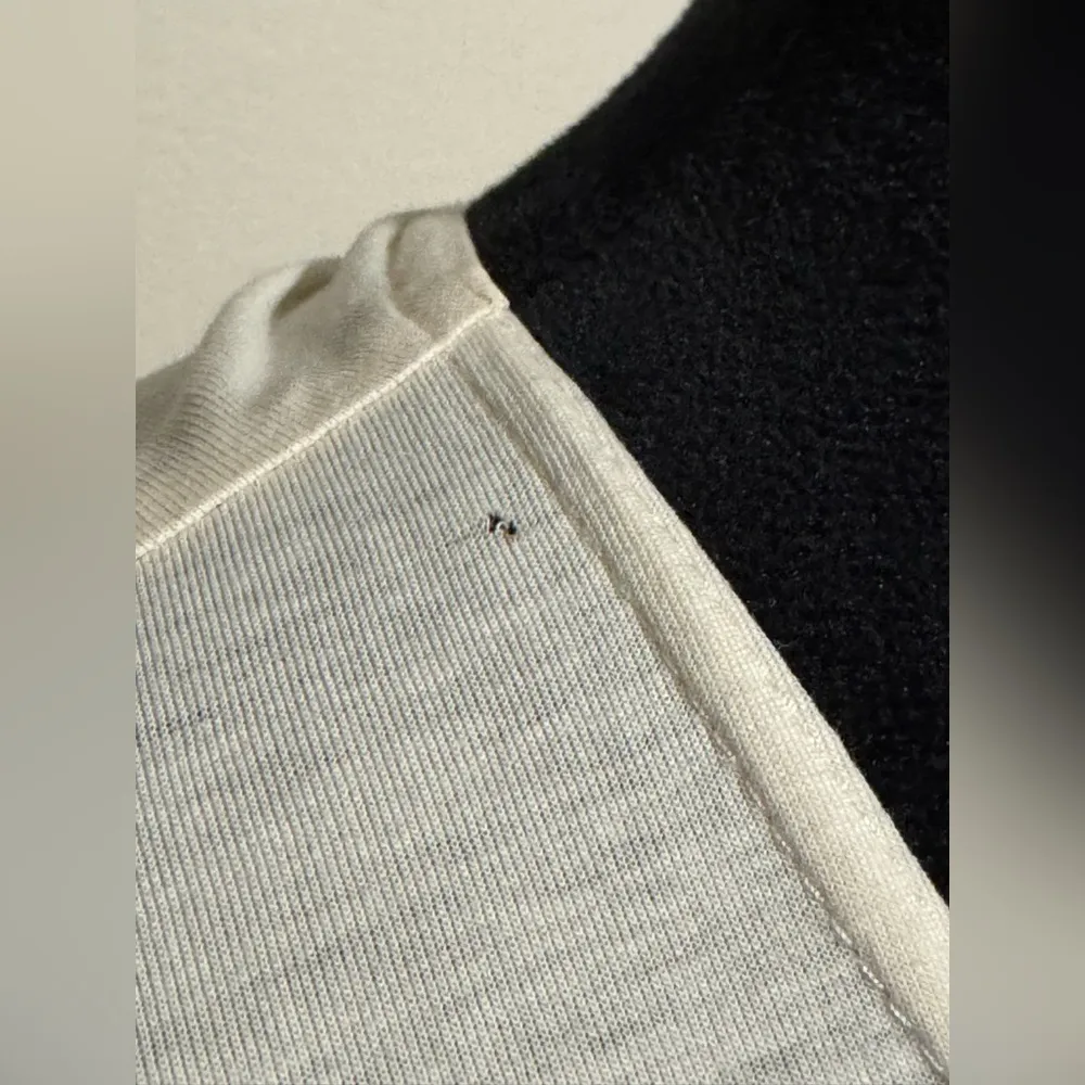 Preloved DKNY Cream Argyle Patterned Top size medium - Image 8