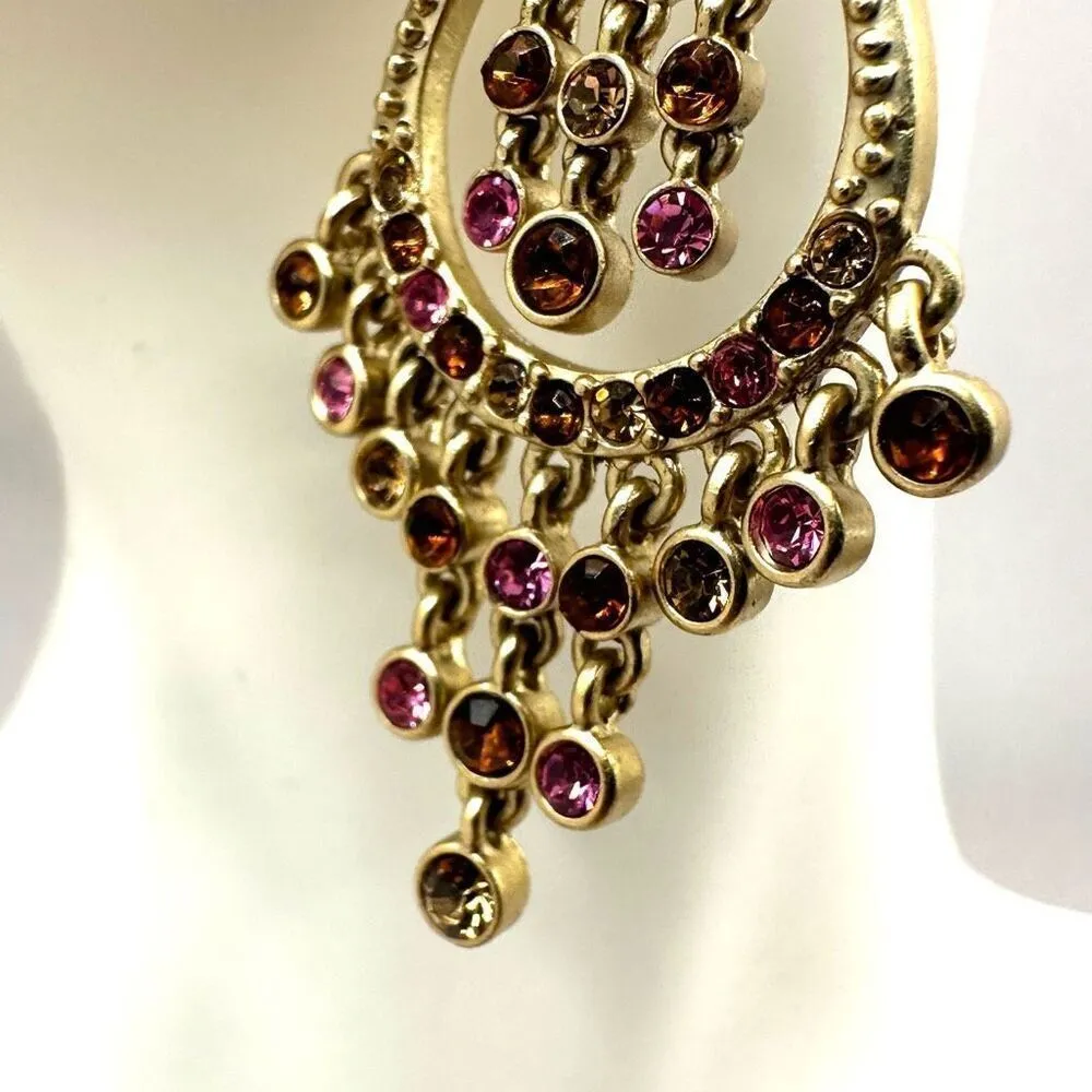 Villager Liz Claiborne pink rhinestone and gold tone chandelier earrings - Image 10