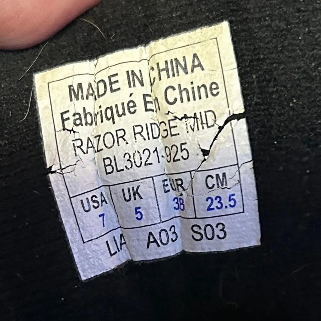 Columbia Razor Ridge Mid Hiking Boots Size 7 Grey Suede Waterproof GUC - Image 6