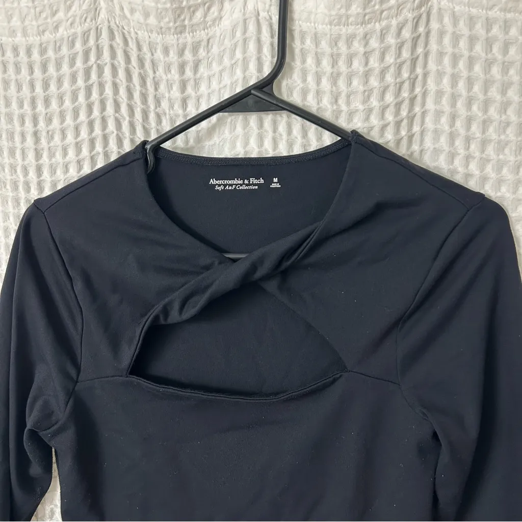 Abercrombie Soft Collection Long Sleeve Twist Neck Cutout Black Bodysuit Medium - Image 4