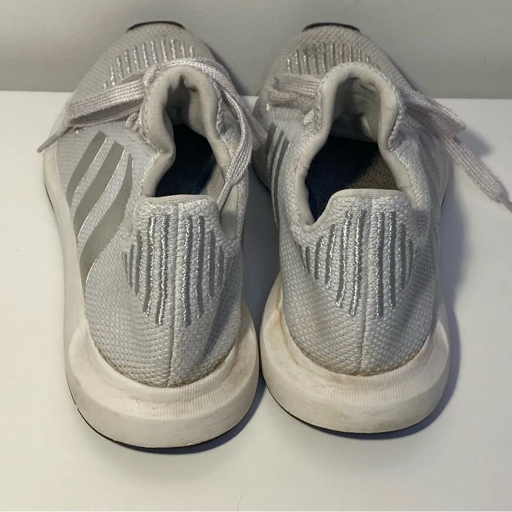 Adidas Shoes Swift Run Gray Running Shoes Sneakers Trainers CG4146 Size 6 - Image 5