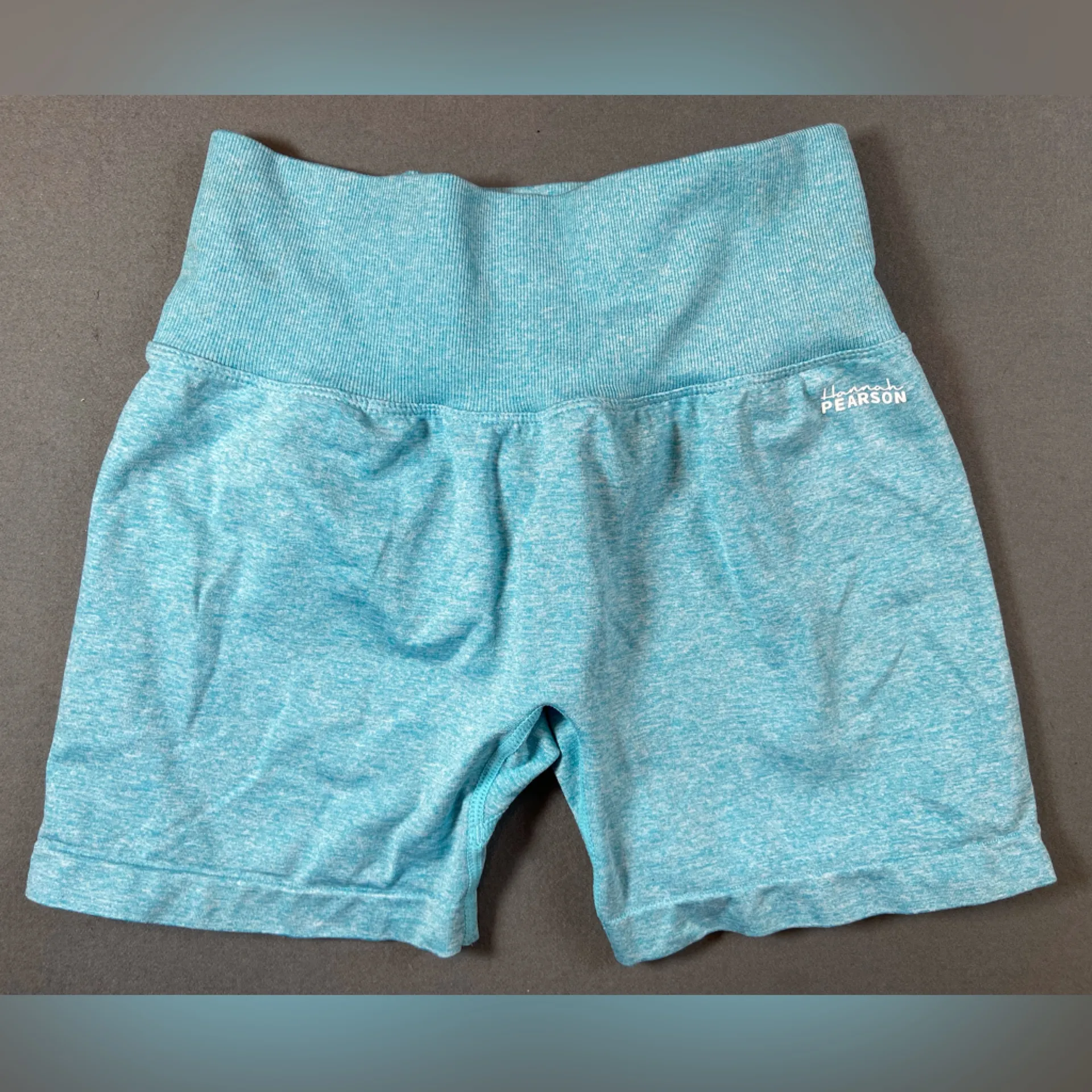 DFYNE x Hannah Pearson‎ Workout shorts Size Small Green - Image 2
