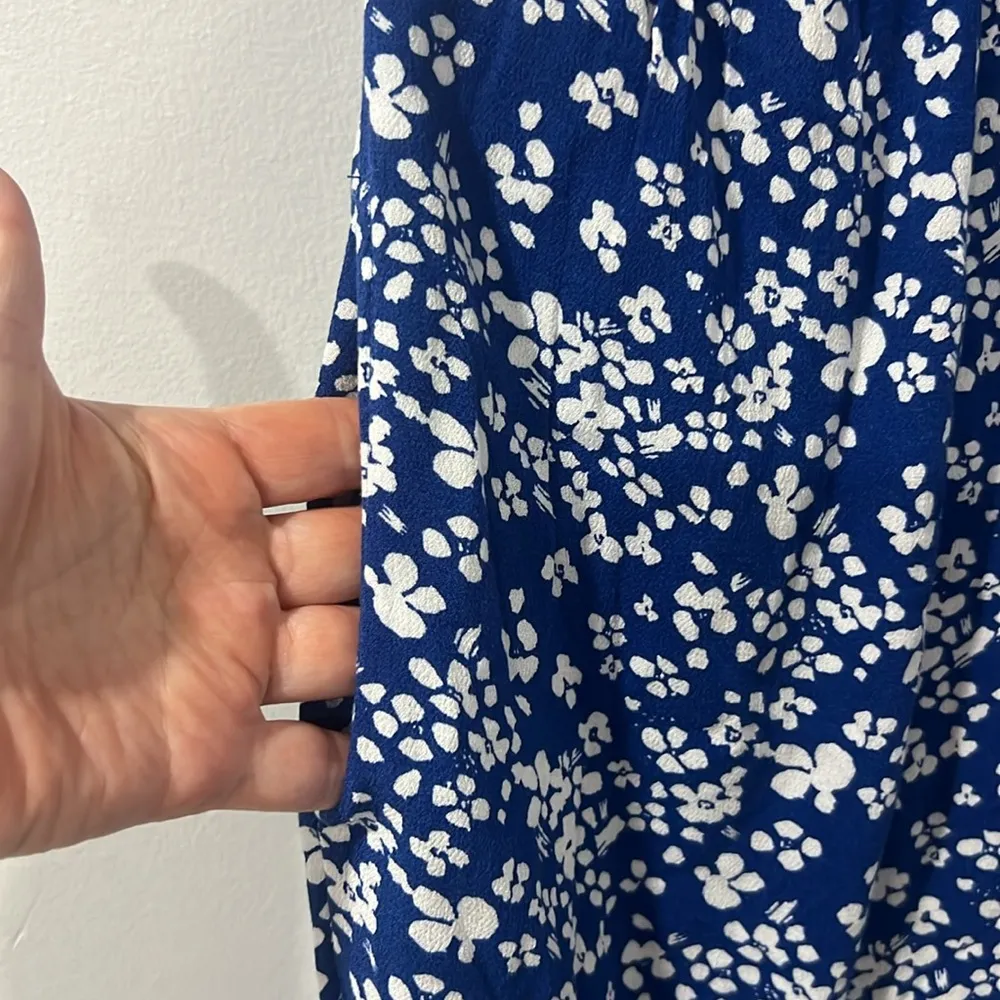 Aerie cut-out cropped wide leg jumpsuit blue and white floral sz small - Image 7