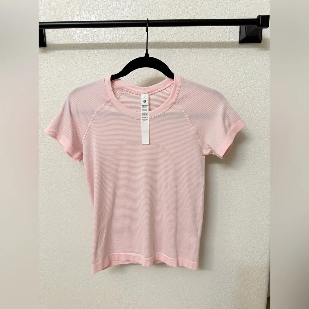 Lululemon Swiftly Tech Short-Sleeve Shirt 2.0 Waist Length strawberry milkshake - Image 2