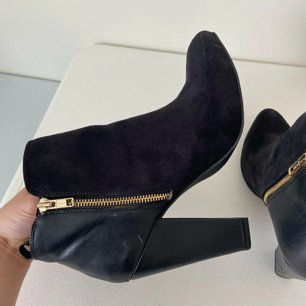 Mossimo women’s‎ double zip heeled boots — size 8.5 Black - Image 4