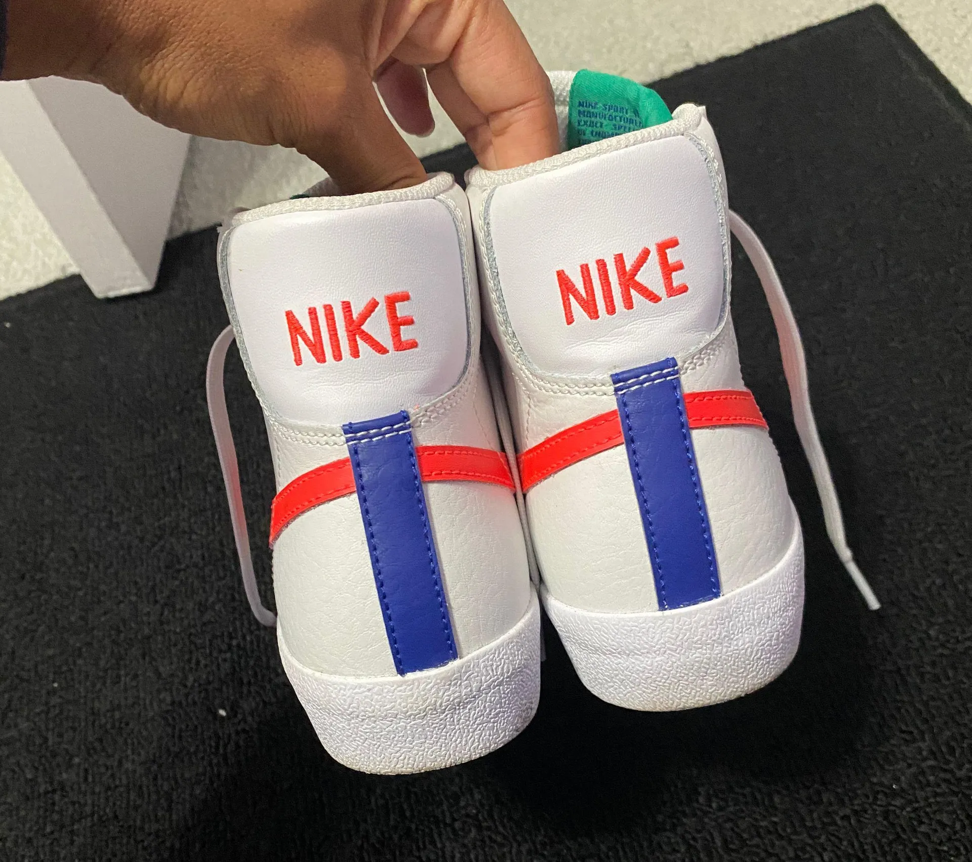 Nike Women Blazer Mid - Image 4