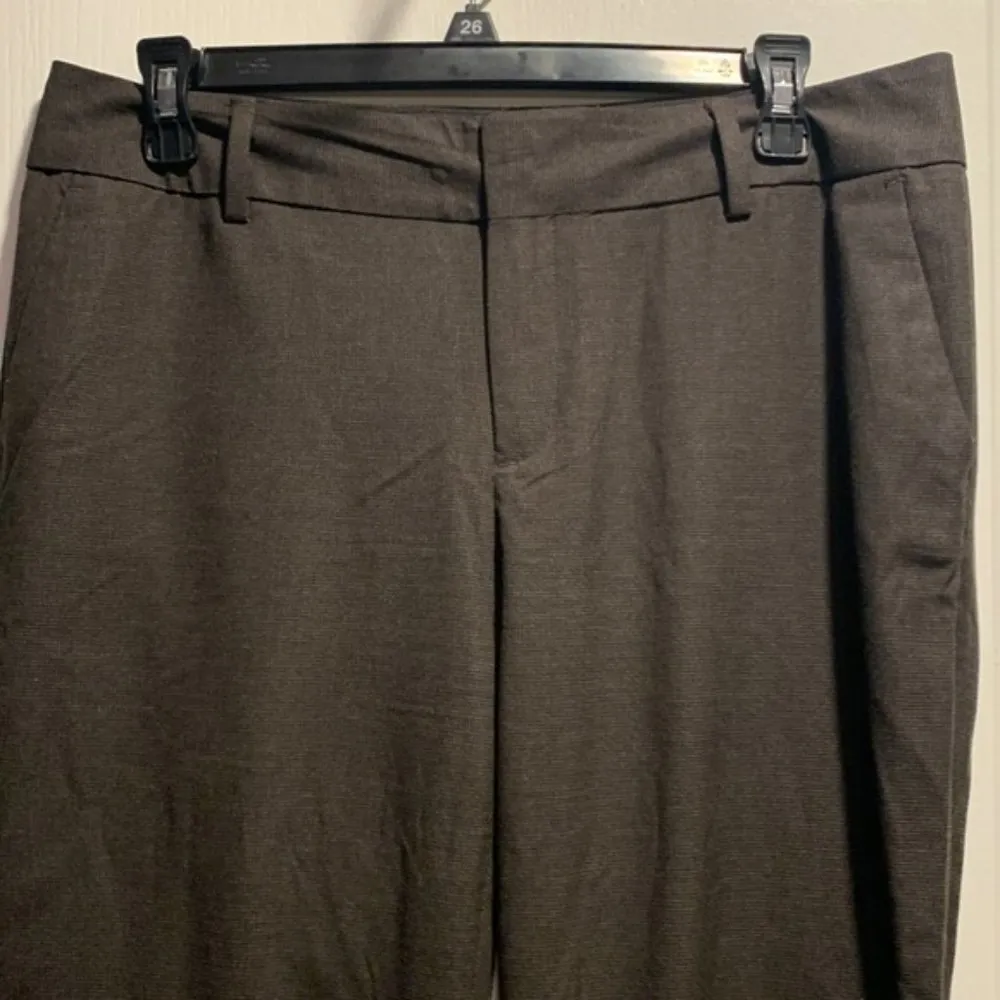 Banana Republic Charcoal Gray Wide Leg Cuffed Trousers Size 10 EUC #0487 - Image 2