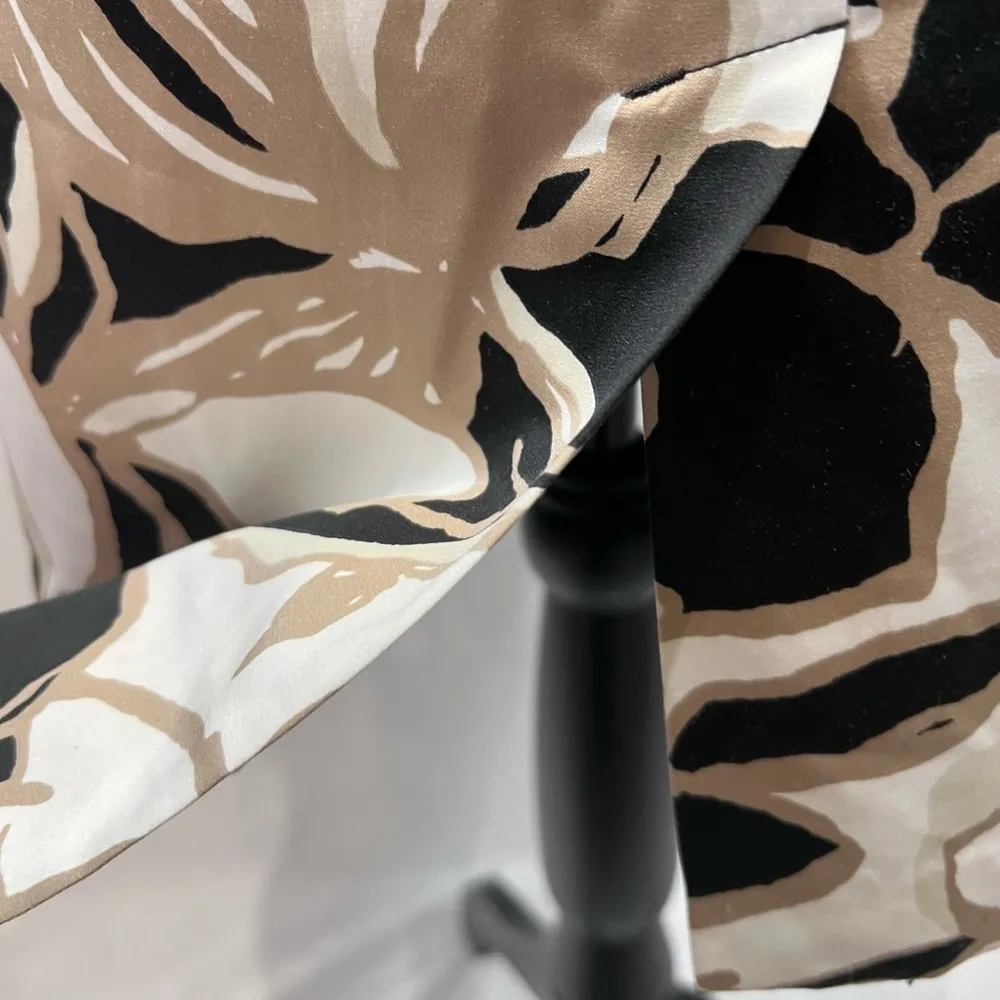 The Limited black tan and white strapless satin dress with pockets size 14 - Image 3