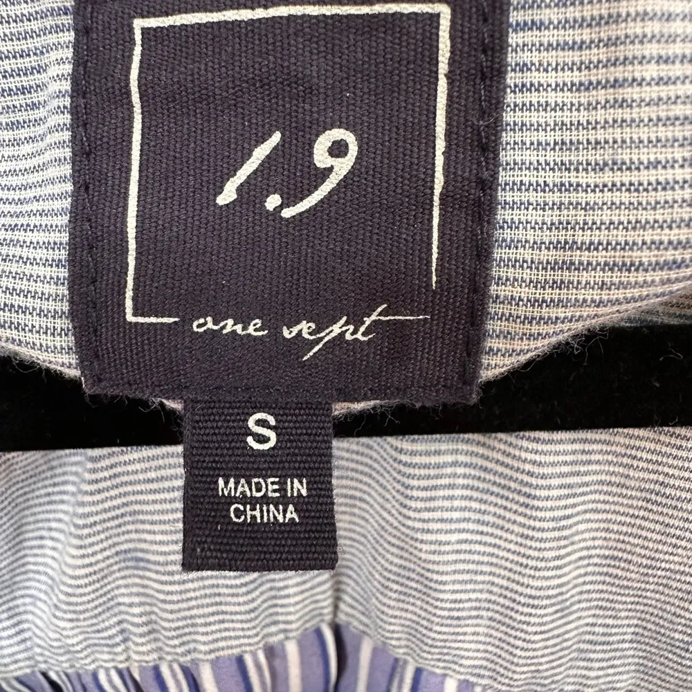 1.9 One September by Anthropology Short Sleeve Pocket T Shirt Top Scoop Neck Blue - Image 4