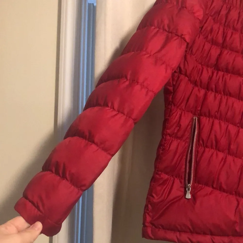 LAST CHANCE 💄 Reaction Kenneth Cole Packable Puffer Jacket, size Medium - Image 4