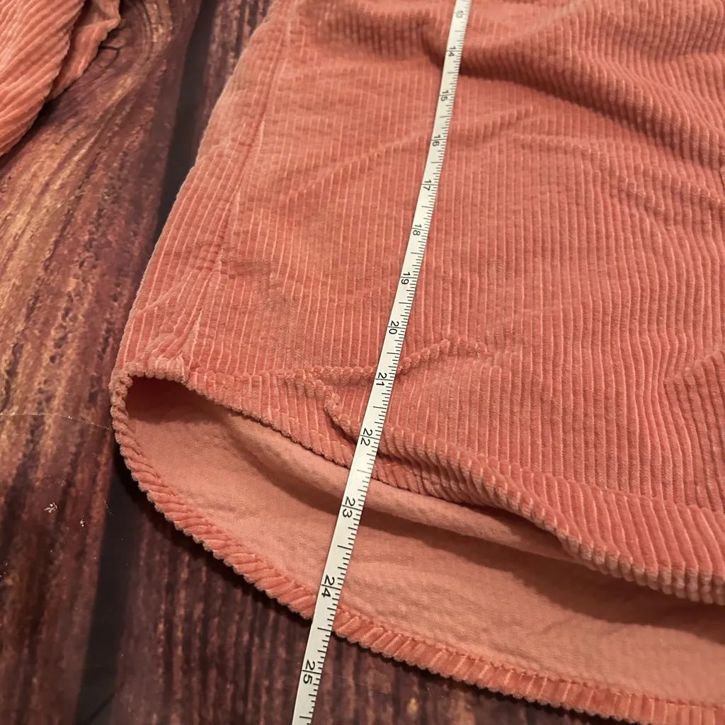 Women’s American Eagle Corduroy Pink Button Down Shirt Medium - Image 3