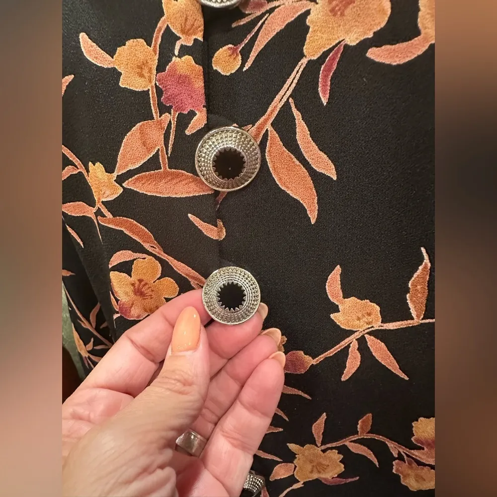 Euc Leslie Fay Floral Button Up Shirt/ blazer Black Orange Yellow Collared Top - Image 2