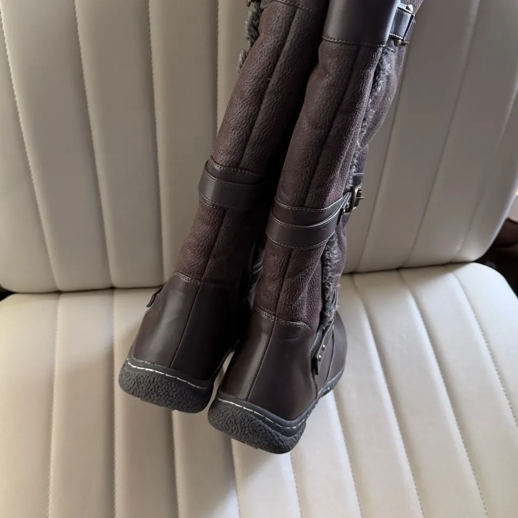 Wanderlust Gabrielle 2 Wide Calf women's boot in dark brown Knee - Image 12