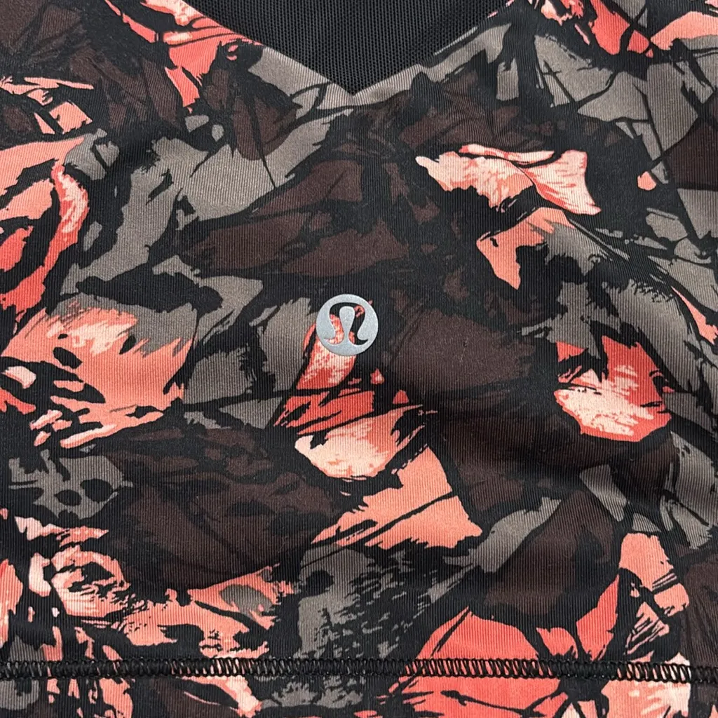 Lululemon Get It Om Bra size 4 - Image 4