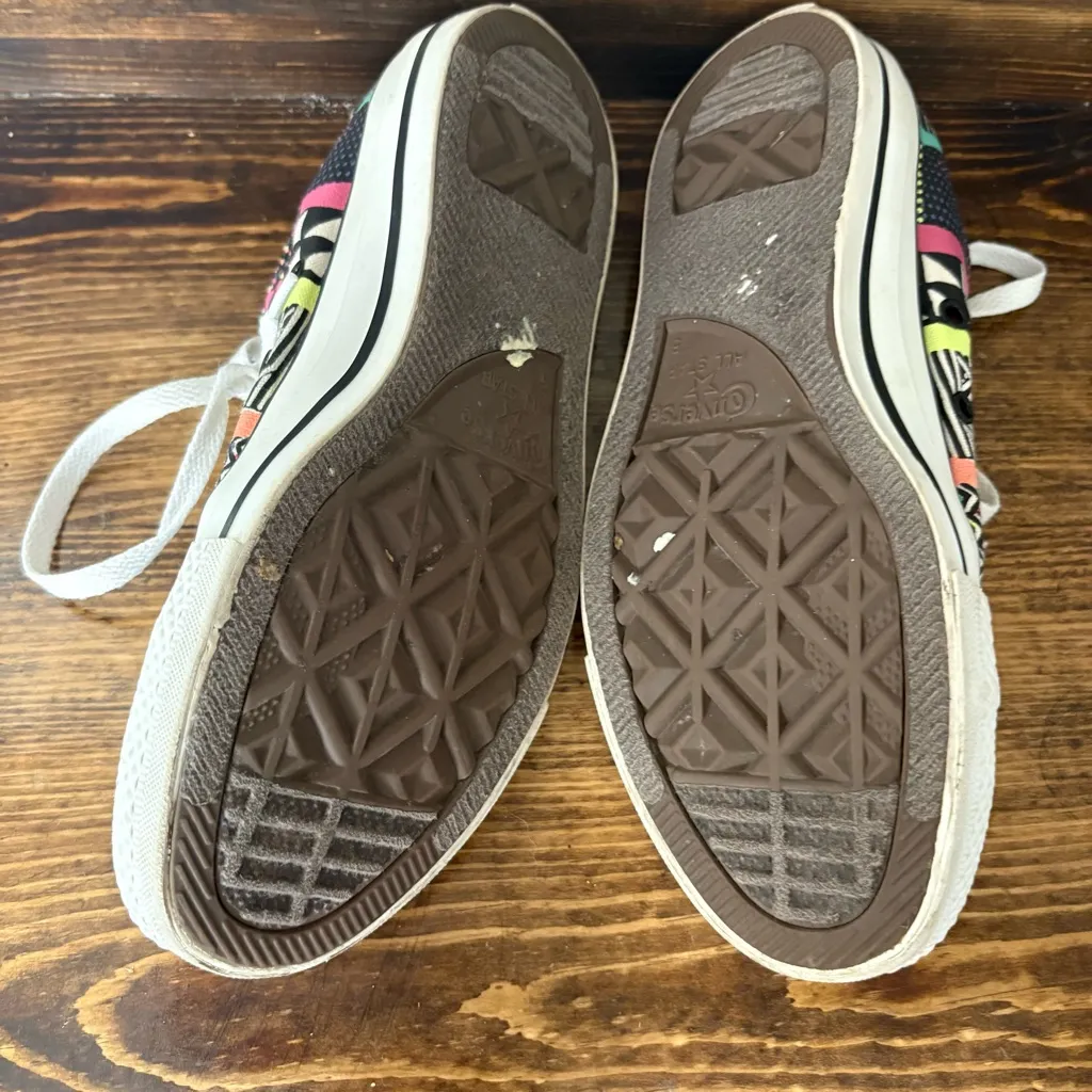 Converse Multi Color Sneakers Size‎ 7 - Image 10