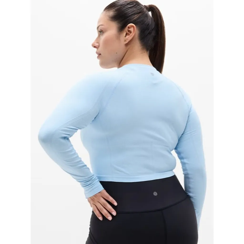 Athleta M Momentum Flex Crop Top Mist Blue Medium - Image 5