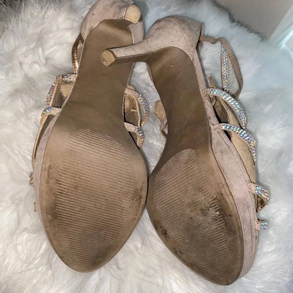 Elegant Tan Strappy Heels - Image 4