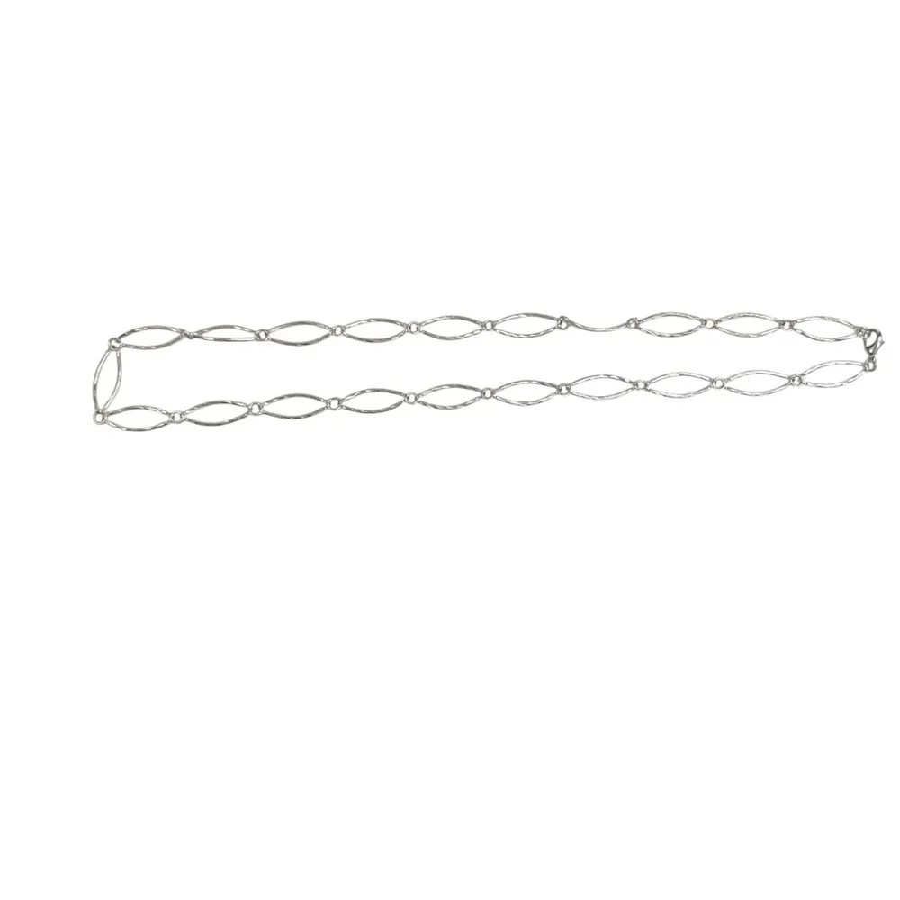 Silver Tone Large Open Oval Link Twisted Etched Necklace - Image 7