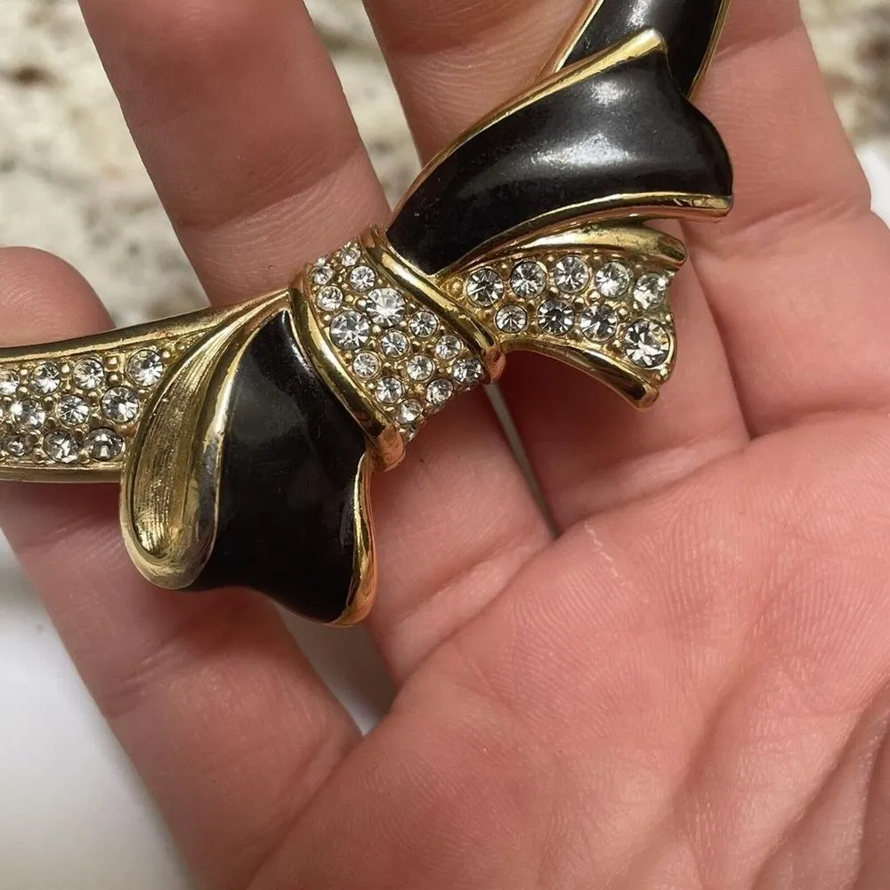 Beautiful Signed Swarovski Costume Necklace Gold Tone Black Enamel Bow / Crystal - Image 6