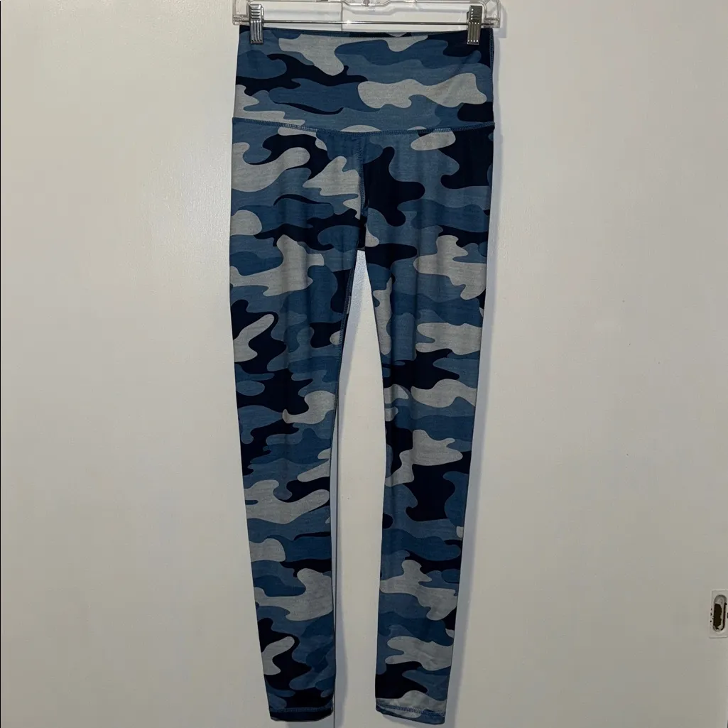 Reebok Blue Camo Leggings High Rise Pull On Women’s S Small - Image 3