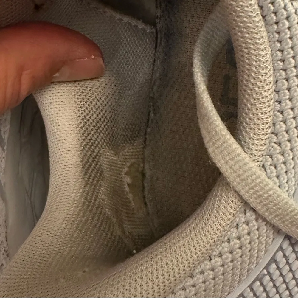 New Balance Women's Fresh Foam X 1080 v12 Light Blue Sneakers W1080A12 Size 10 B - Image 13