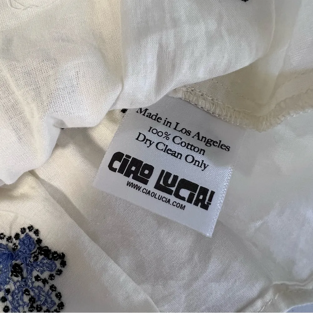 NEW Ciao Lucia Bellissa Top Embroidered Sz S Blue - Image 7