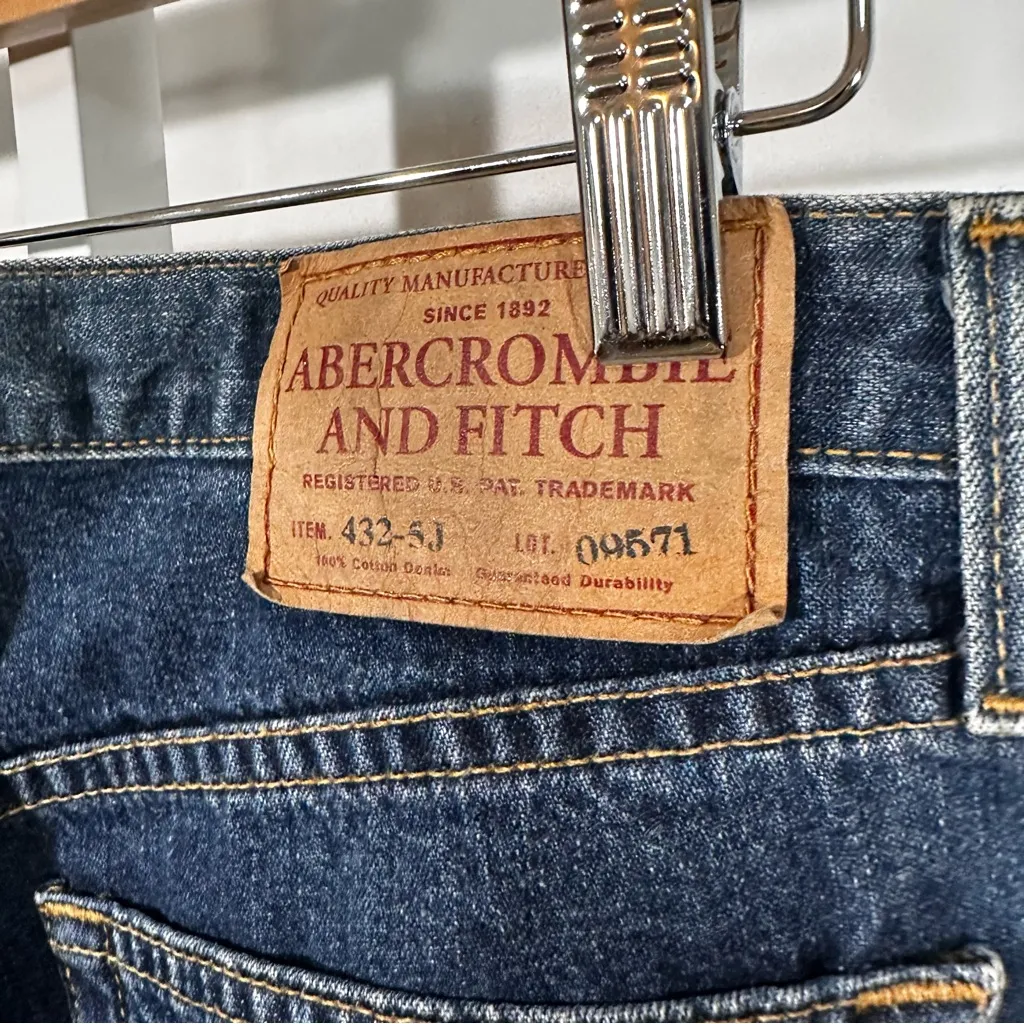 Abercrombie & Fitch 1892 Women’s Jeans – Made in USA, Size 6 (30x32.5) - Image 3
