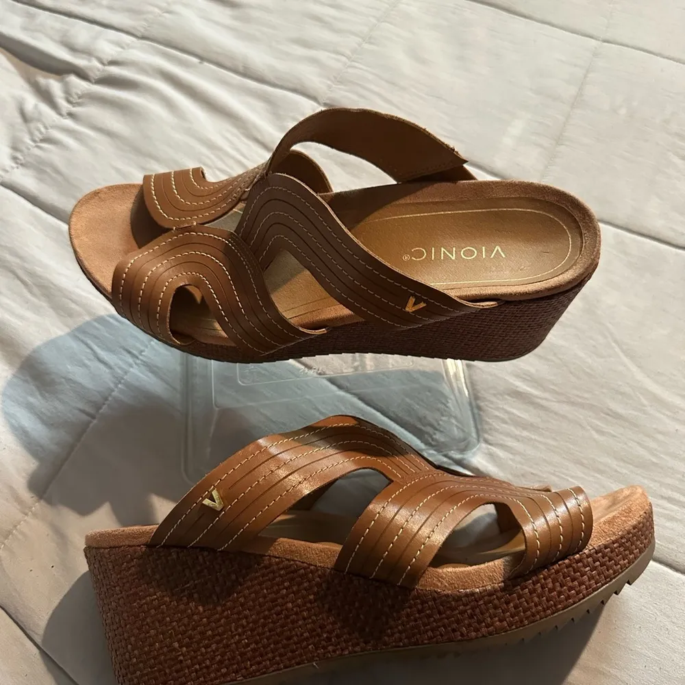 Vionic  Brown Wedge Sandals - Image 9