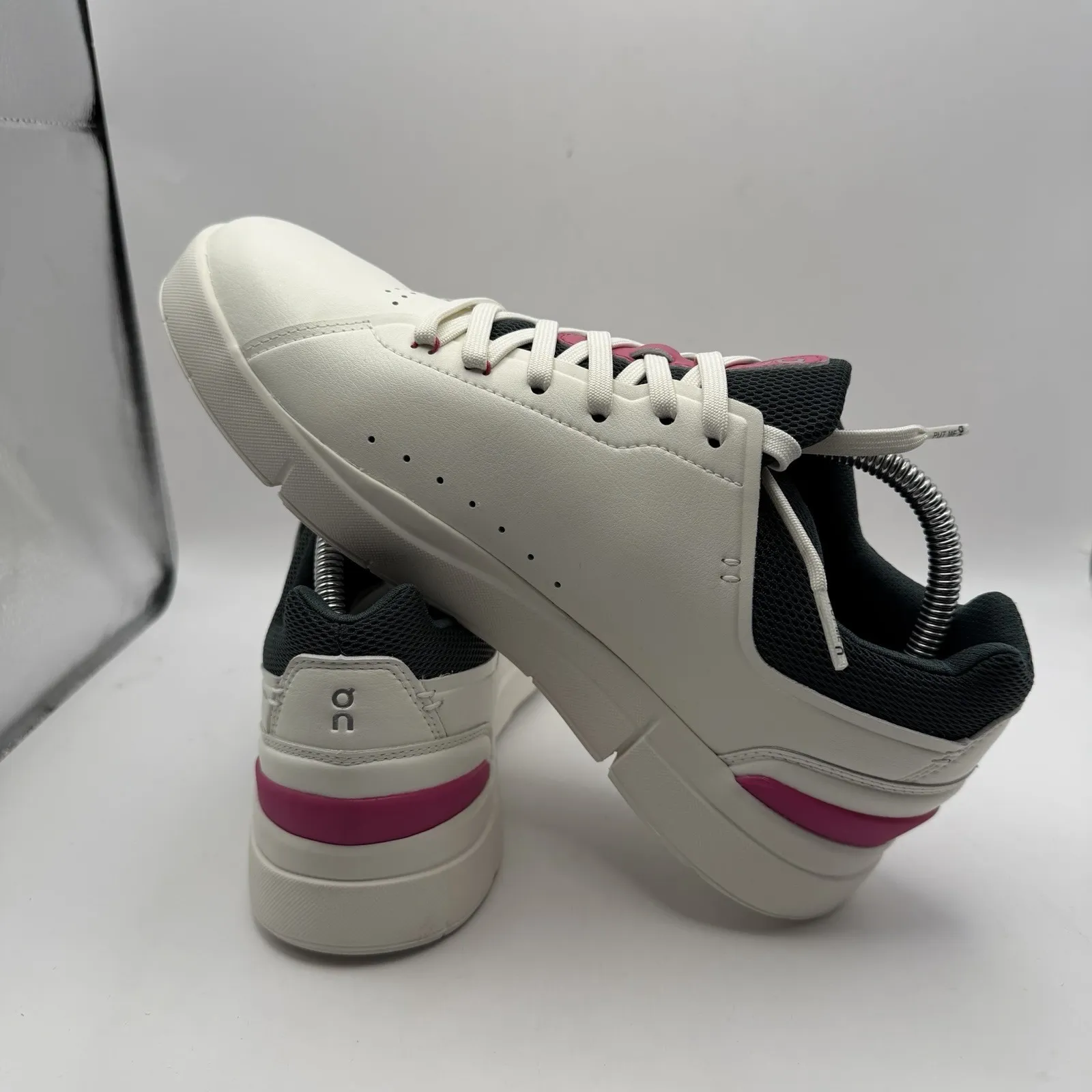 On Cloud The Roger Advantage Ivory Pink Sneaker 3WD10652923 Women's Size 7.5 White - Image 5