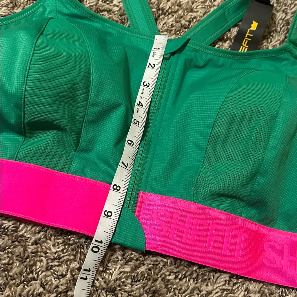 NWT SheFit Ultimate Sports Bra 6 Luxe Green Size undefined - Image 6