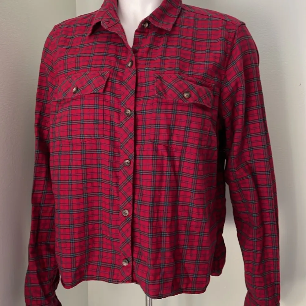 Eddie Bauer red plaid button down shirt size large - Image 2