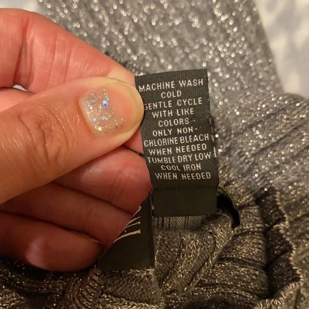 INC ribbed knit metallic silver turtleneck sweater, L - Image 7