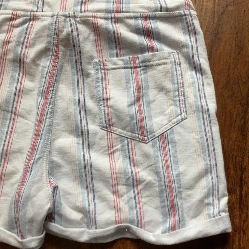 Wallflower striped‎ soft Shortalls size small White - Image 8