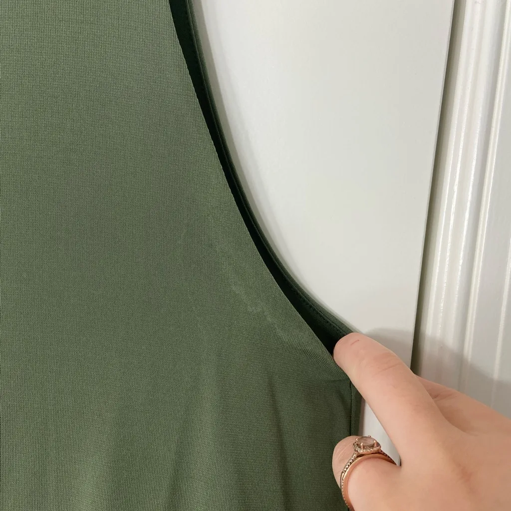 Banana Republic women’s dark olive green stretch ruffle layered blouse tank top‎ - Image 3