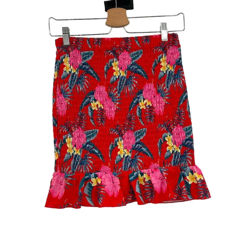 Tiger Mist Pansy Smocked Ruffle Hem Skirt Red Tropical Floral Print Size Medium‎ - Image 2