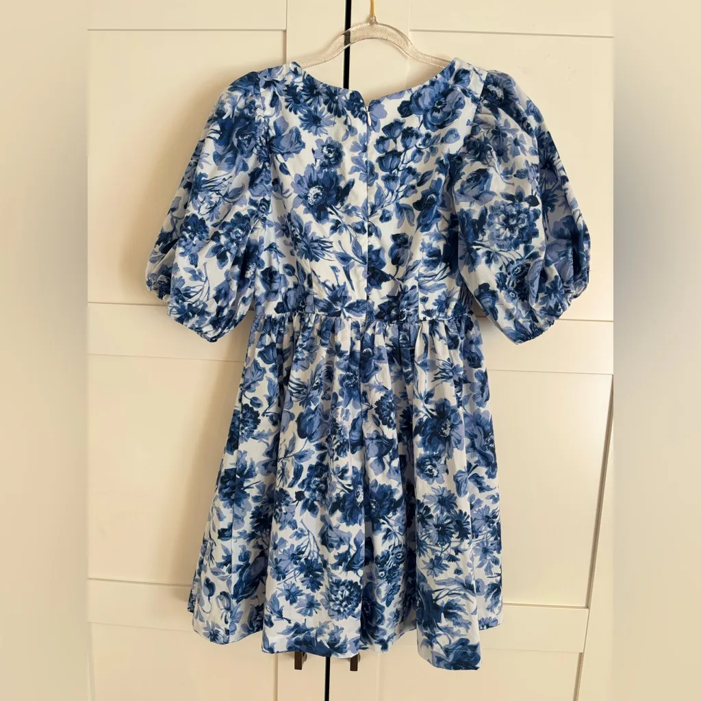 Abercrombie & Fitch Blue and White Floral Dress Milkmaid Sundress Size XS - Image 2