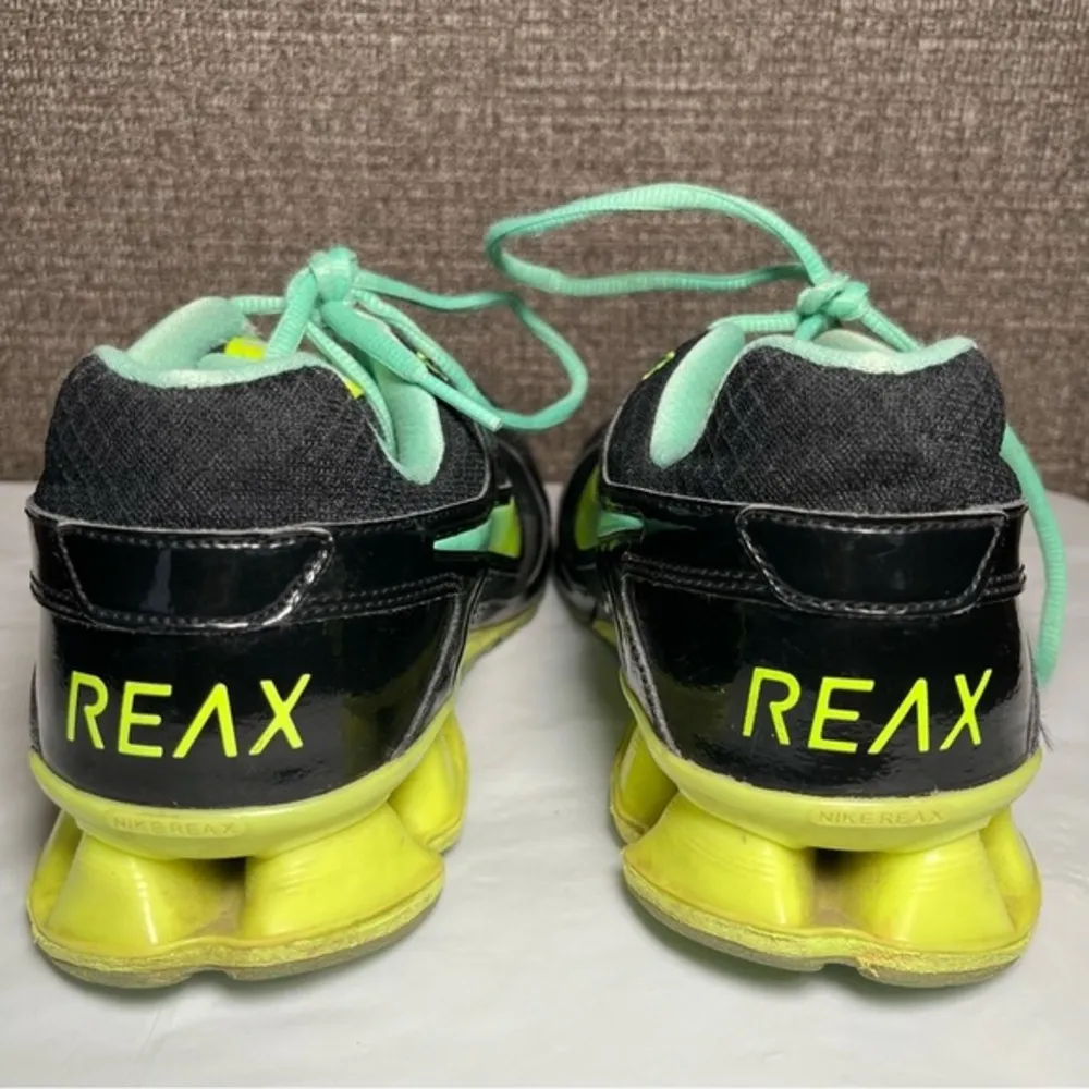 Nike Reax Run 8 Women’s Running Shoes Size 9.5 Sporty Comfort Athlete Streetwear - Image 3