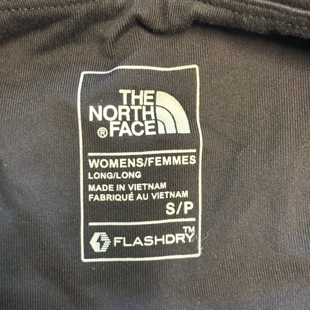 The North Face Women's Black Biker Shorts - Image 7