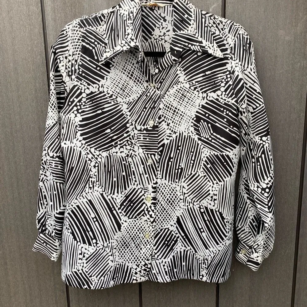 Vintage Ship N Shore Blouse Black Size undefined - Image 7