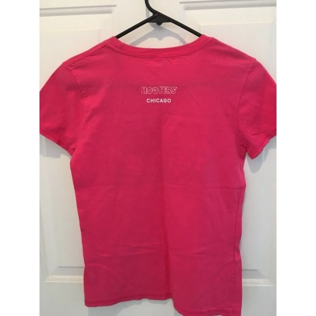 New Womens Vintage Hooters T-shirt Tata-riffic from Chicago Size Large - Image 6