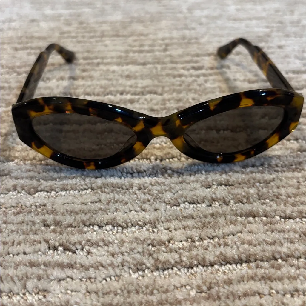 Cloos x Elsa Hoosk Tortoise Shell Women's Sunglasses Orange - Image 2