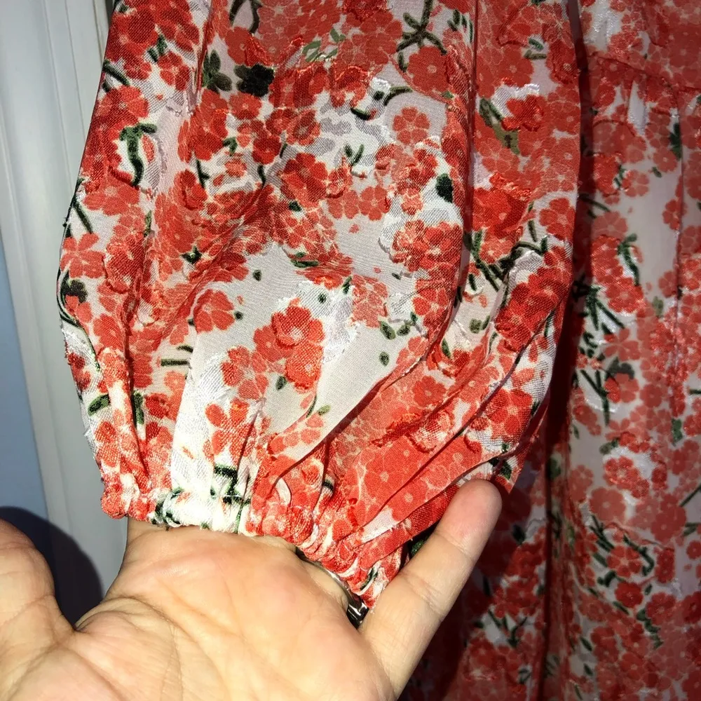 Hello Molly NWT floral open back dress never let it‎ show dress women’s size 6 M - Image 4