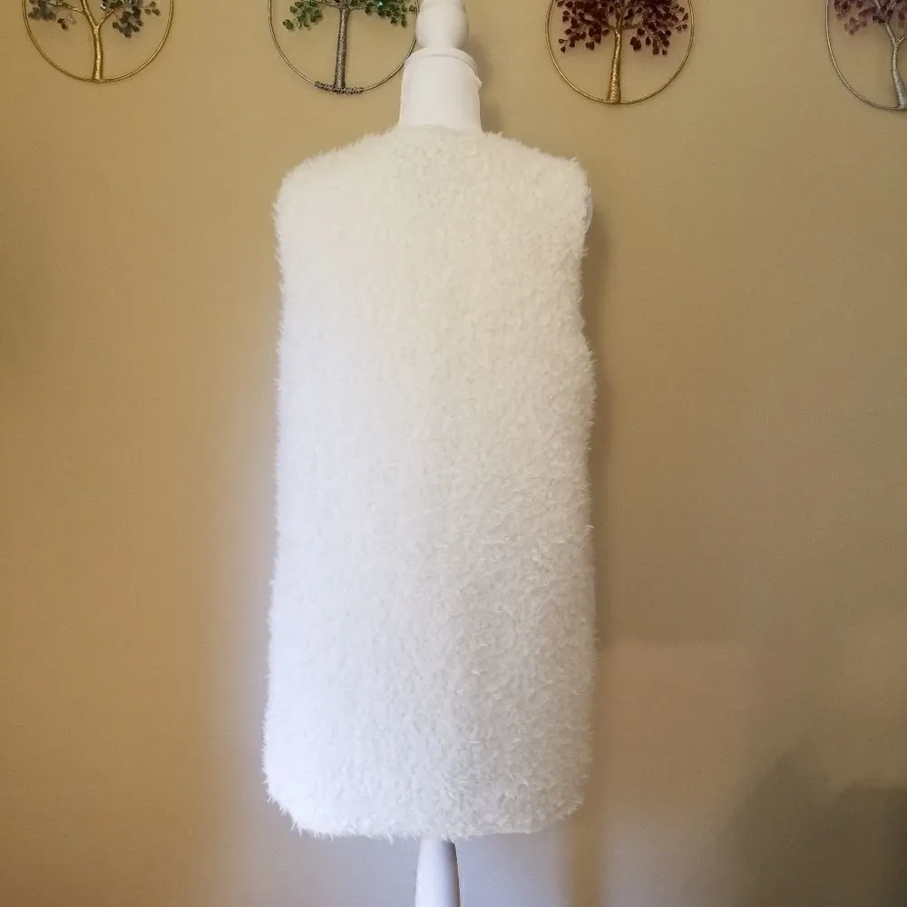 Fluffy Faux Fur Vest Hook Clasp Soft! NWT! XL - Image 3