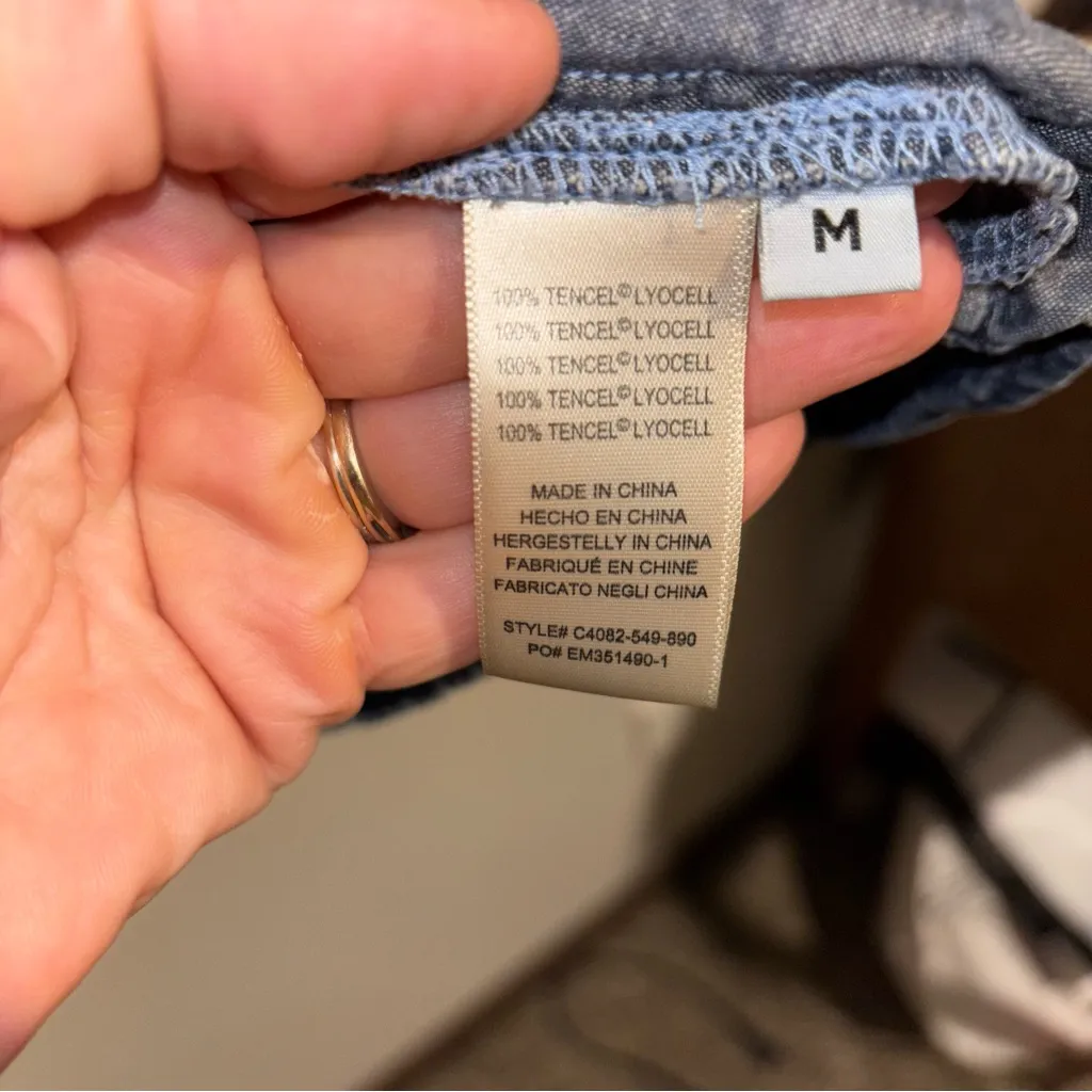 Cloth & Stone Indigo Button-Up Top Size M - Image 4