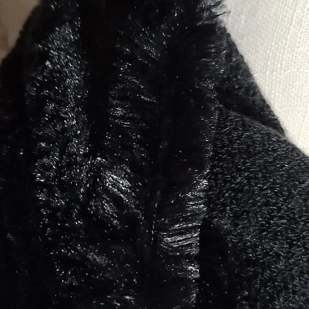 Faux shearling infinity scarf - Image 3