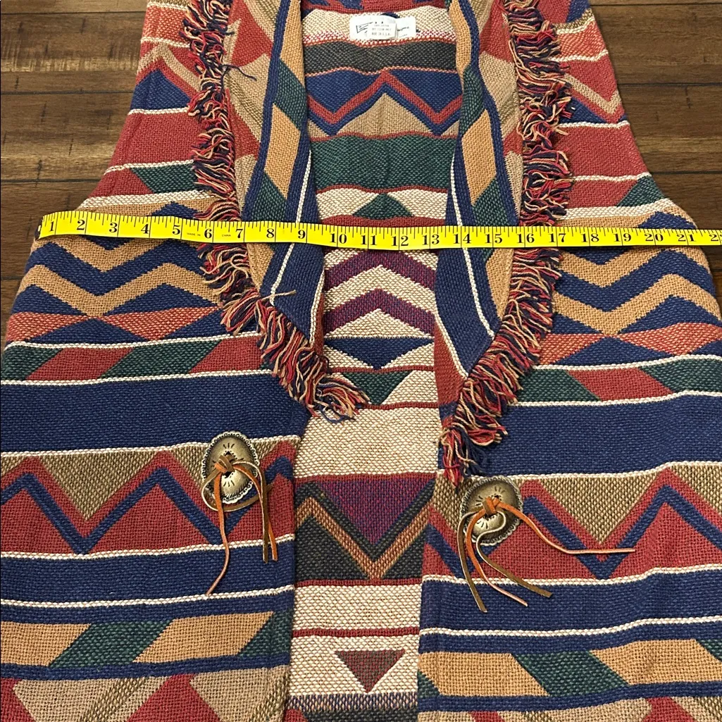 Vintage BMW Designs Aztec/Geometric Patterned Vest Red Size M - Image 9