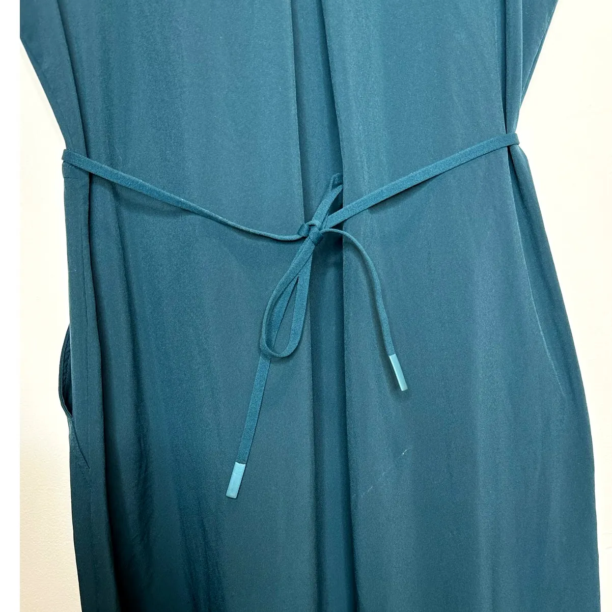 Athleta women's Oceanic Teal Sleeveless Marlow Maxi Dress with pockets size XXS - Image 7