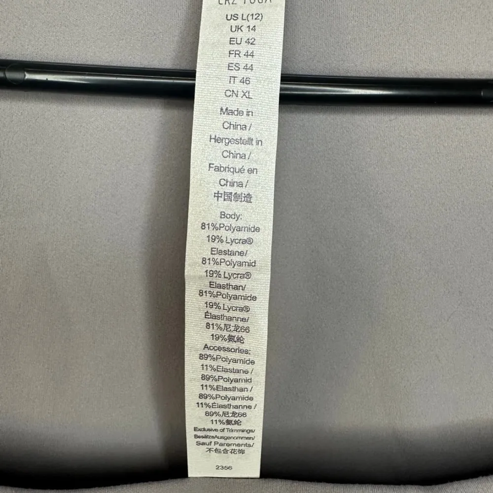 Crz yoga workout top size large crop womens gray square neck croptop - Image 5